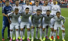 开云体育APP下载-德罗赞末节20分封神！黄蜂队决胜局击溃广东男篮