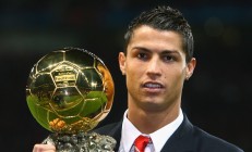 开云体育-平行宇宙的逆转夜，当巴萨绝杀与穆勒封神共享同一片星辰