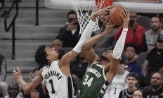 开云体育官网-雄鹿进攻犀利，战胜老牌强队