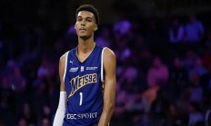 开云平台-火箭队击败梦想队，积极备战下一场比赛