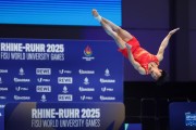 开云平台-美国体操选手登顶男子双杠赛场，实现完美表现