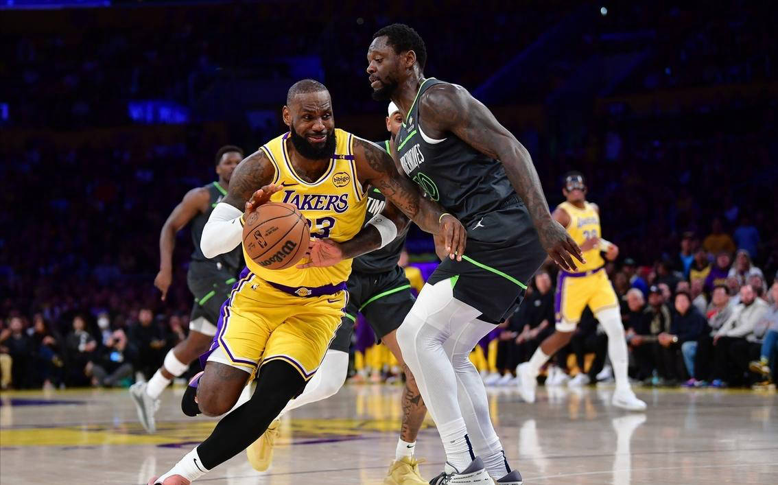 森林狼外线锋线稳扎稳打，零封对手士气高昂