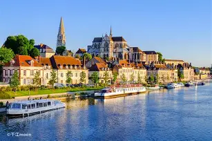 法国队长跑掀起狂潮，团队精神彰显冲劲十足