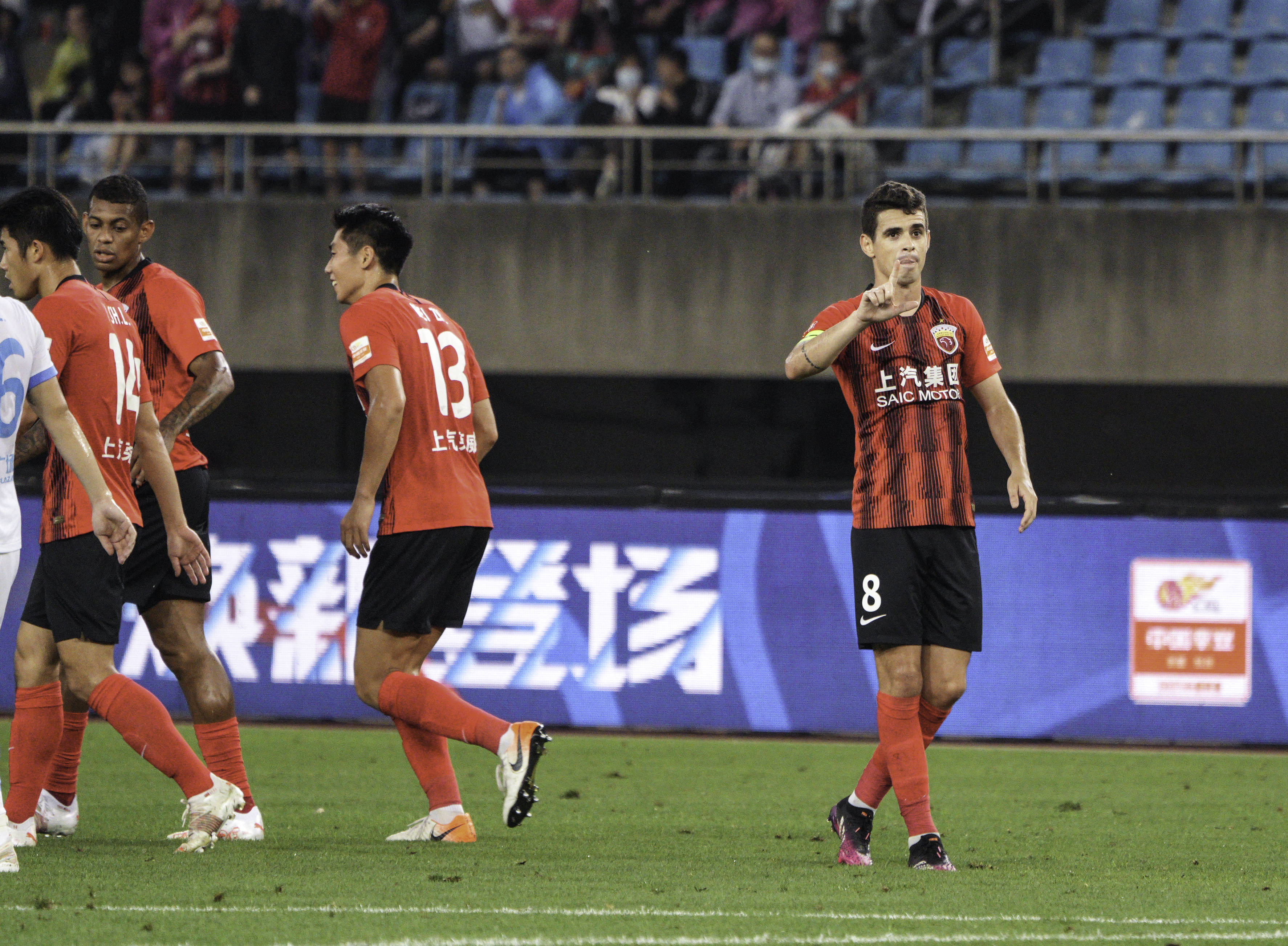 上海队战胜对手，豪取凯旋之战