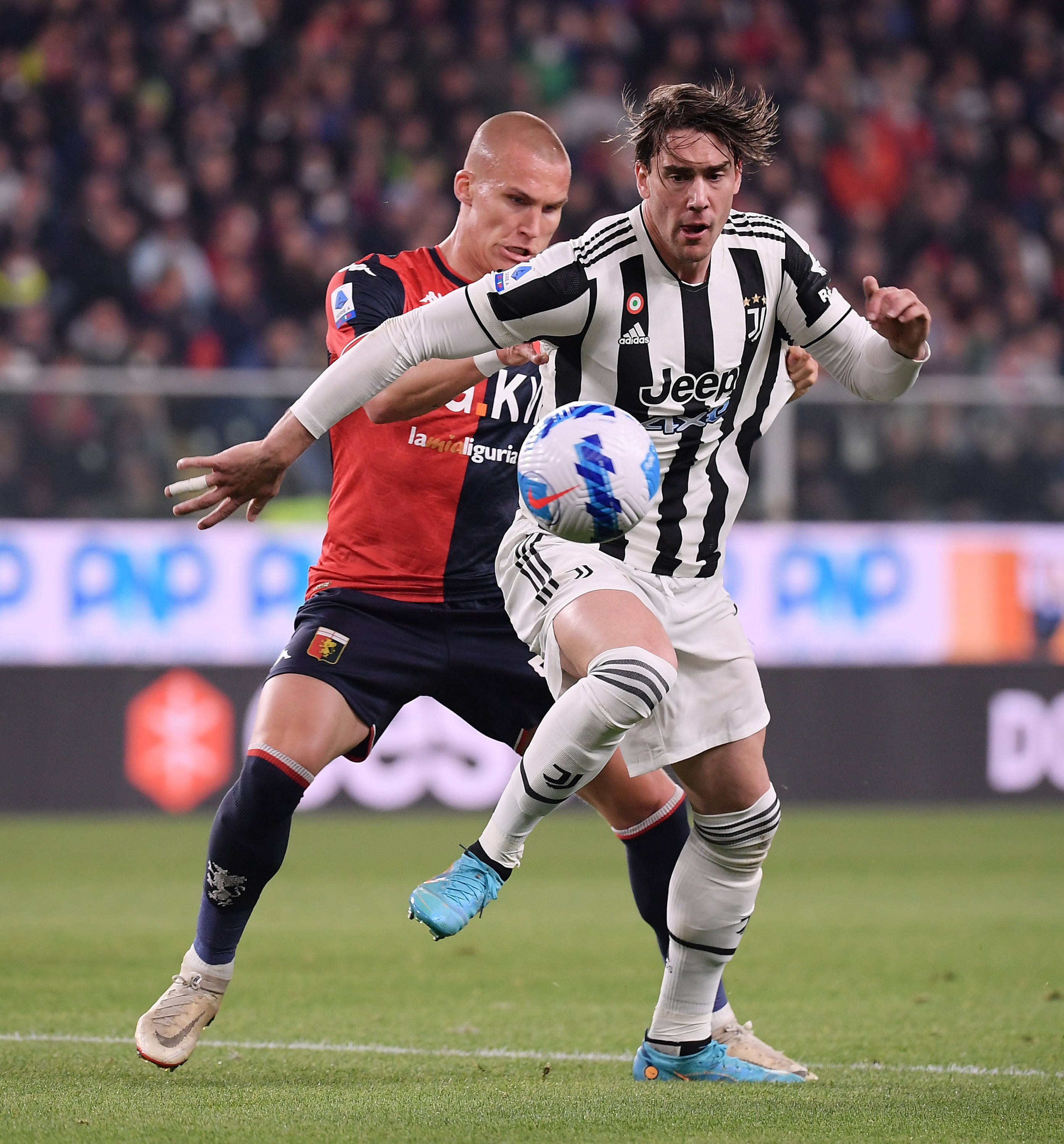 意甲球员恢复训练状态,备战新赛季 意甲球员恢复训练状态,备战新赛季