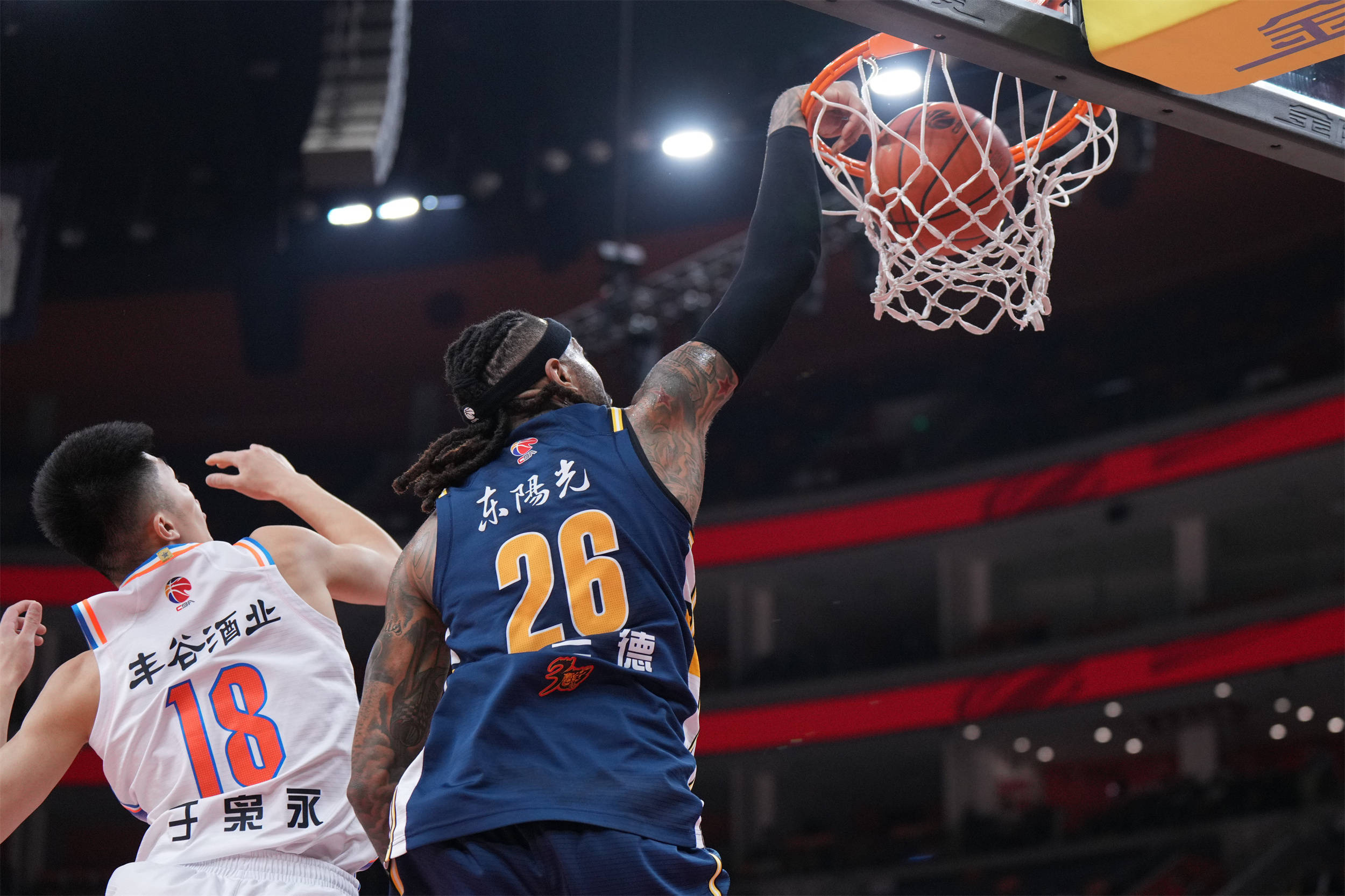 广东队主场力克北京队,保持不败 广东队主场力克北京队,保持不败