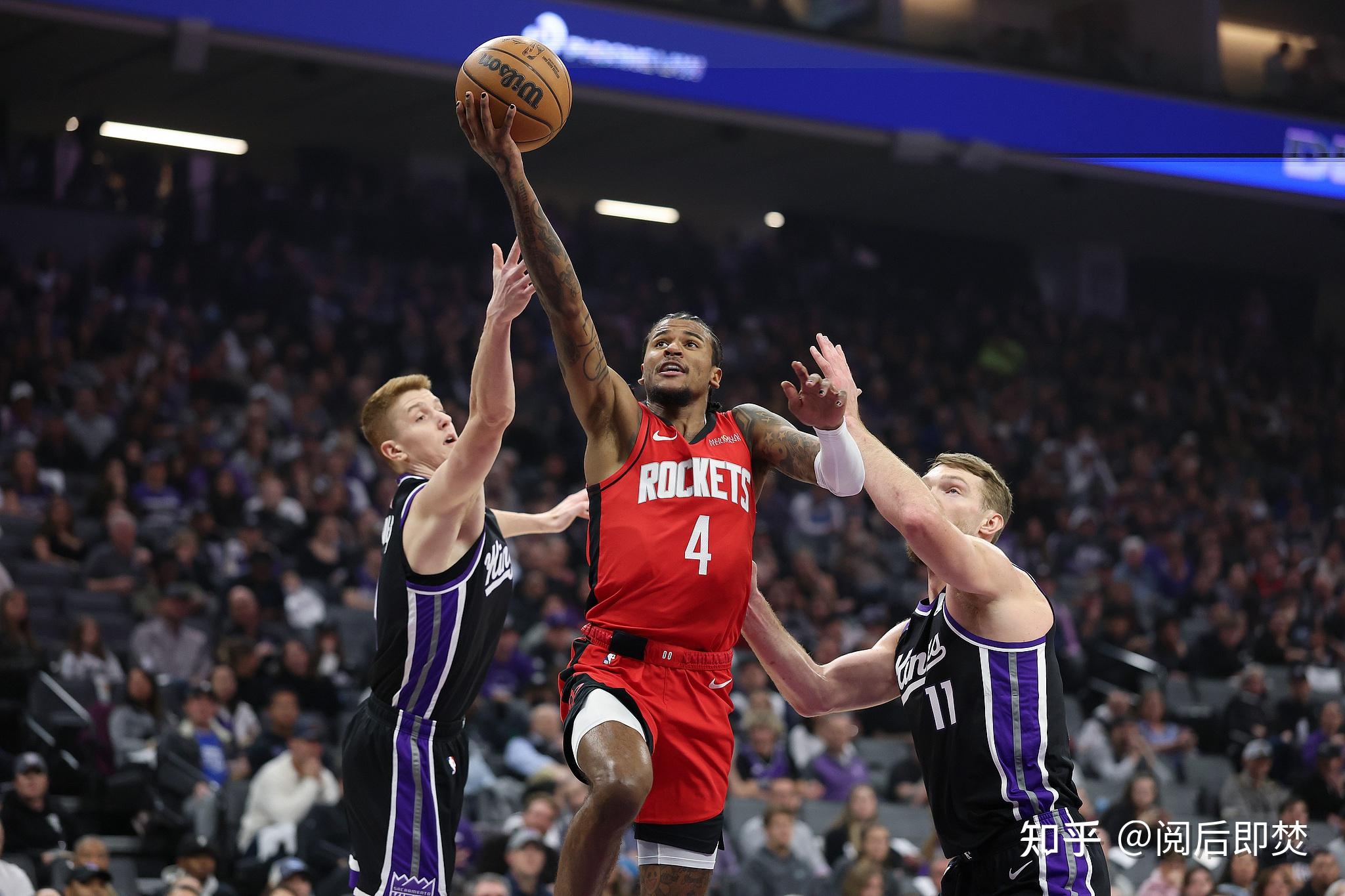 火箭队遭遇三连败，面临季后赛前景堪忧