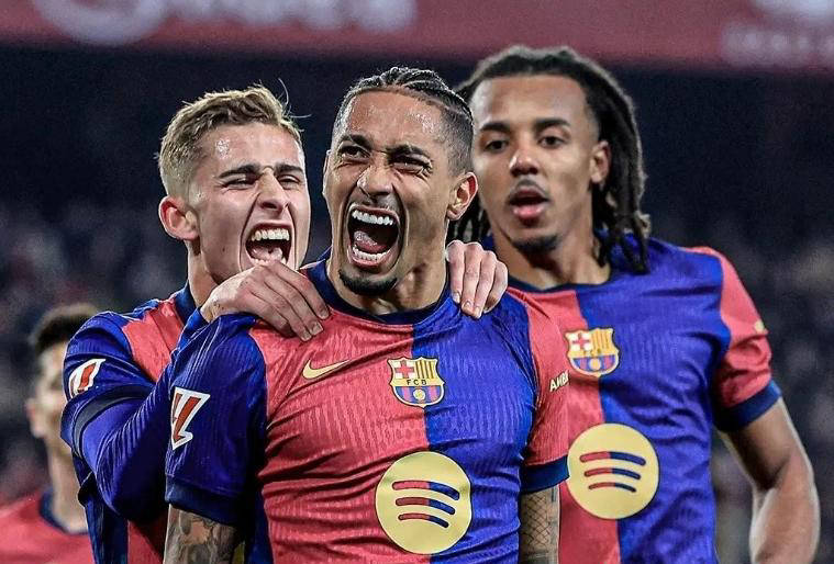 巴萨轻取塞维利亚,佩德里统治全场 巴萨轻取塞维利亚,佩德里统治全场