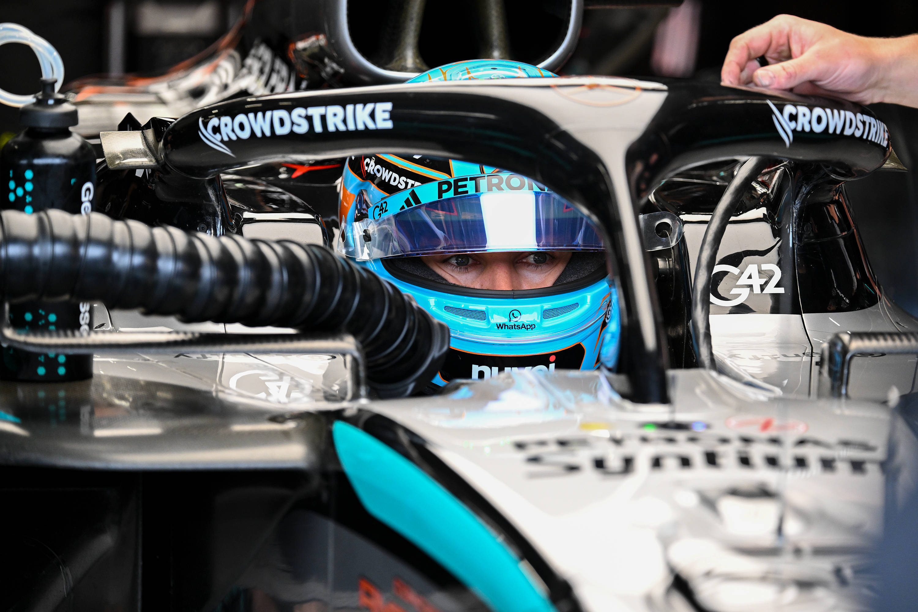 阿斯顿马丁横扫索伯车队，皮亚斯特里刷新纪录的简单介绍